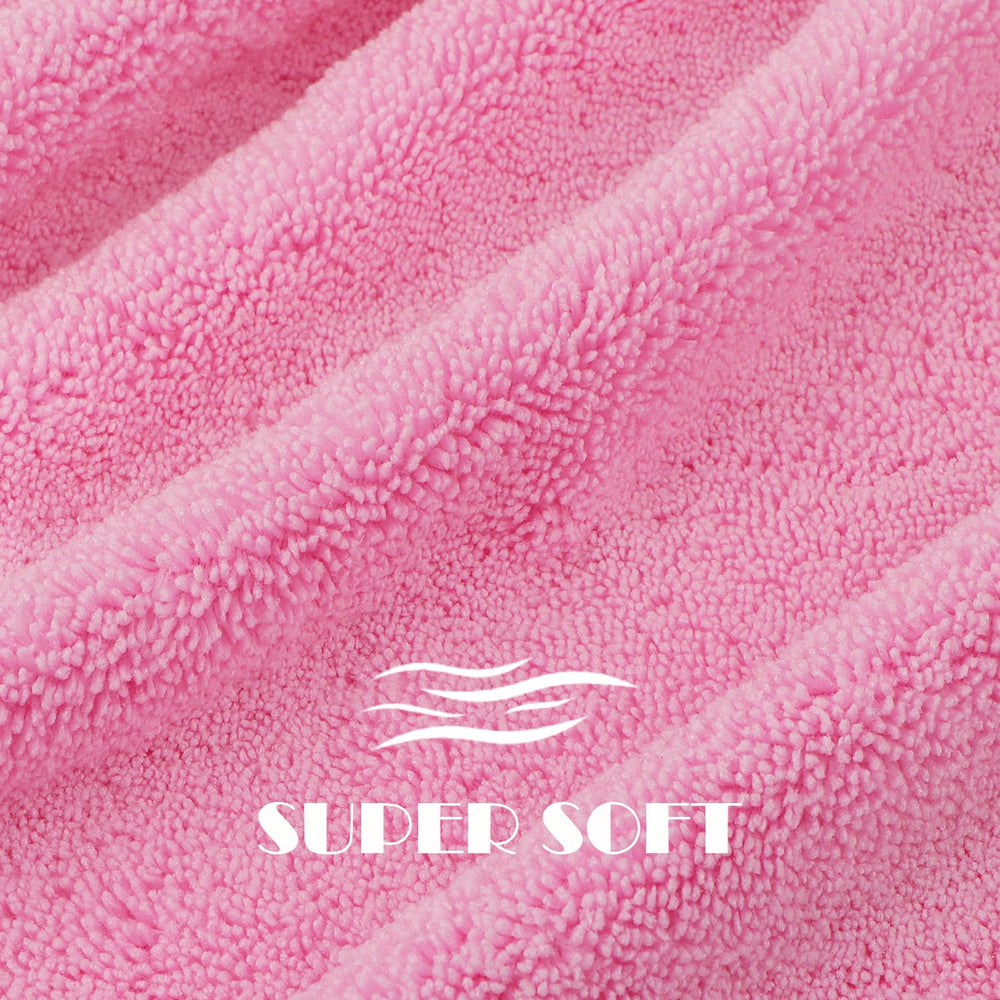 AIDEA microfiber texture close-up highlighting quick water absorption