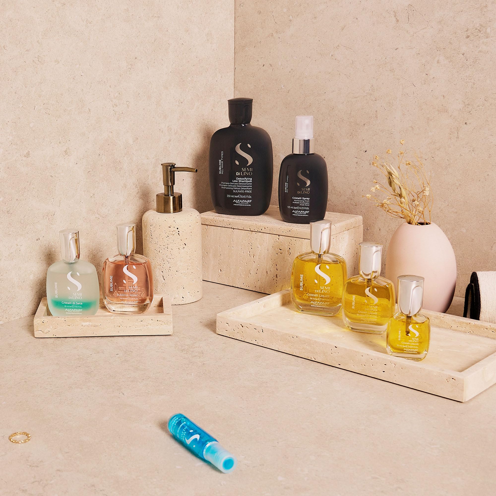 ALFAPARF MILANO ingredient label focused shot highlighting flaxseed and vitamin E