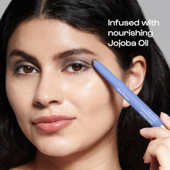 ALLEYOOP stick applied on eyelid showing long-wear shimmer finish
