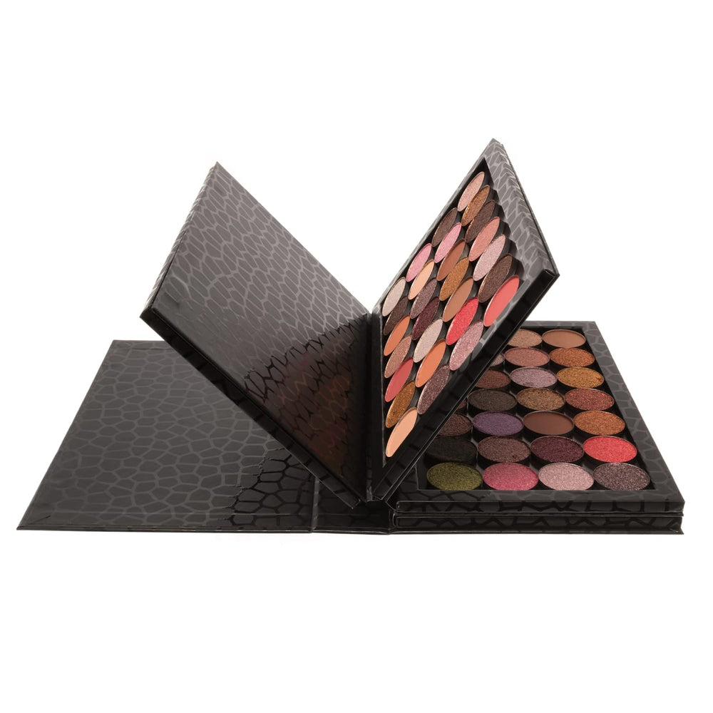 Allwon example of pans arranged for easy comparison and travel-ready benefit