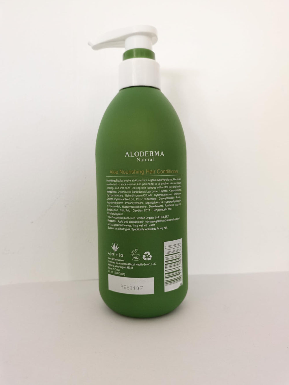 Aloderma product with recyclable box representing eco-friendly packaging
