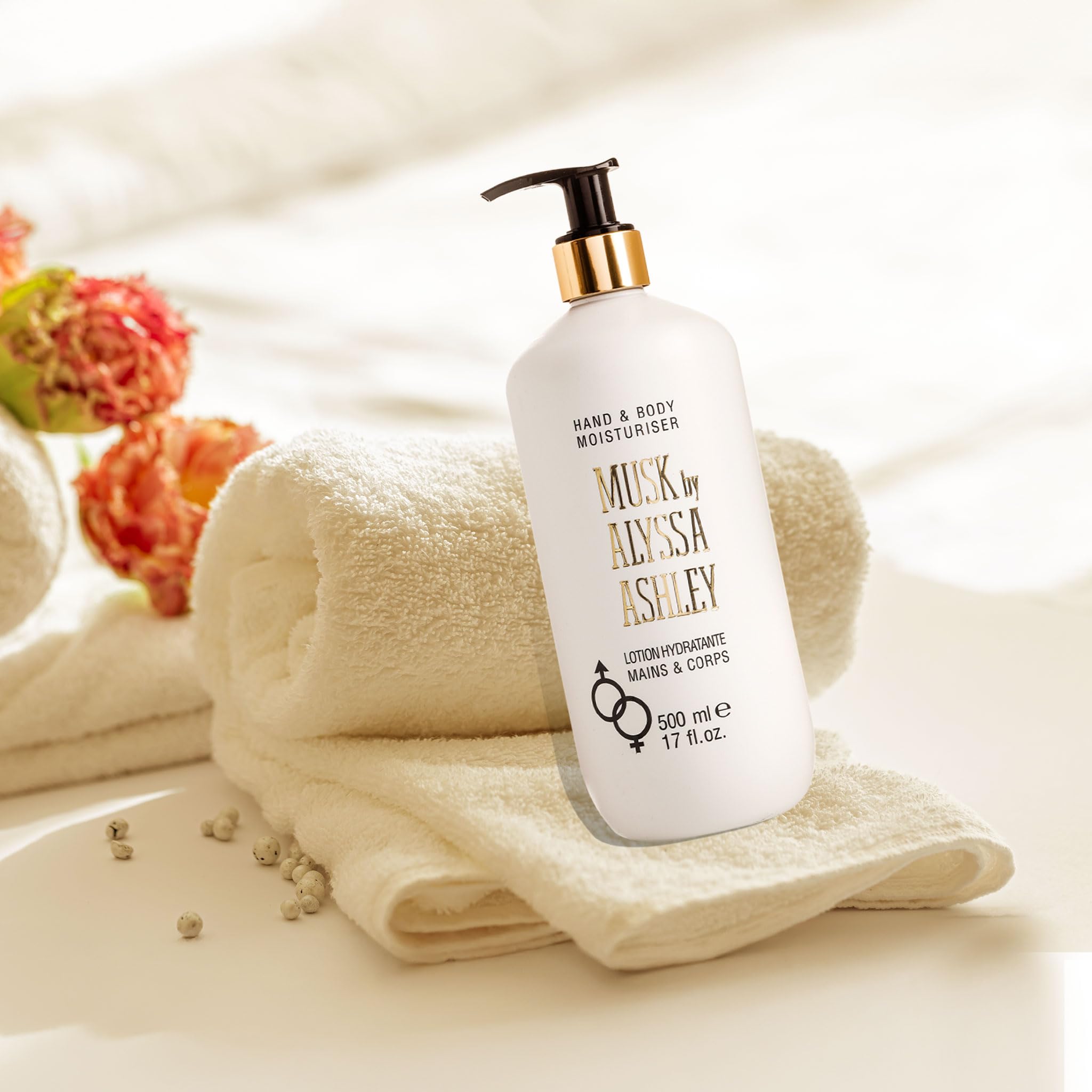 Alyssa Ashley lotion texture on hand demonstrating smooth moisturizing benefit