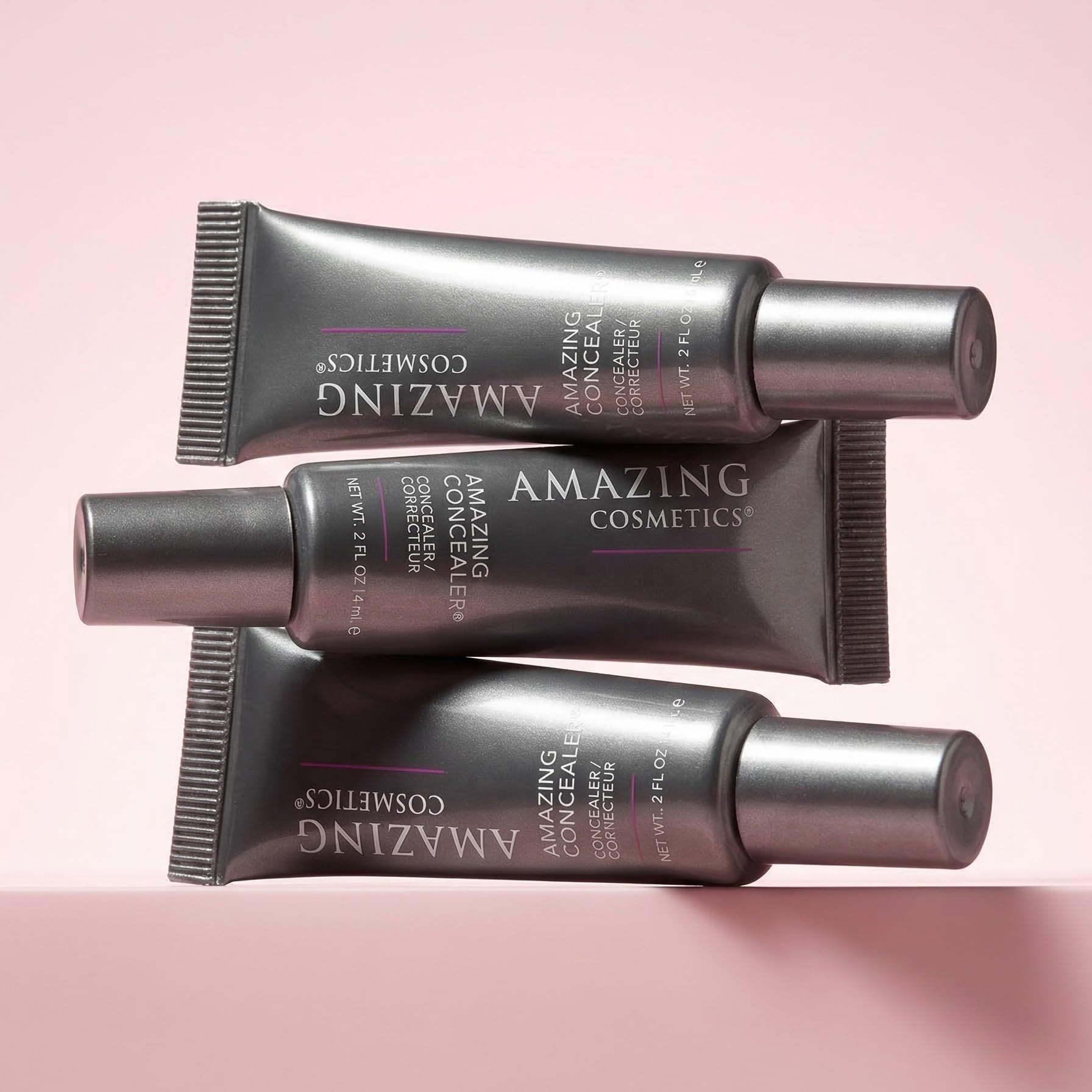 AmazingCosmetics applying with a professional brush showing pro technique benefit seamless blending