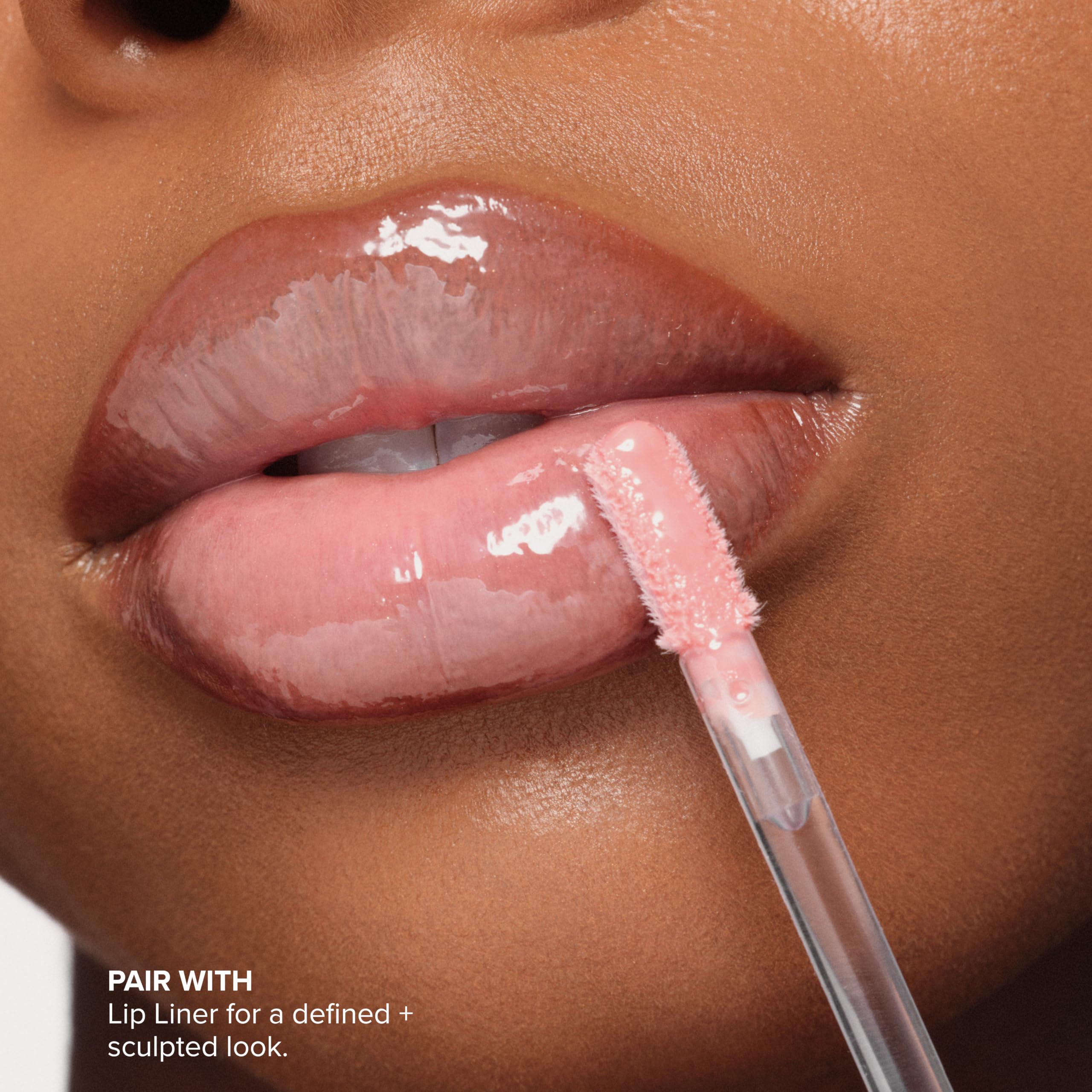 Anastasia Beverly Hills metallic finish reflecting light to show mirror-like shine