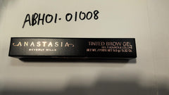 Anastasia Beverly Hills spoolie brush close-up for precise application
