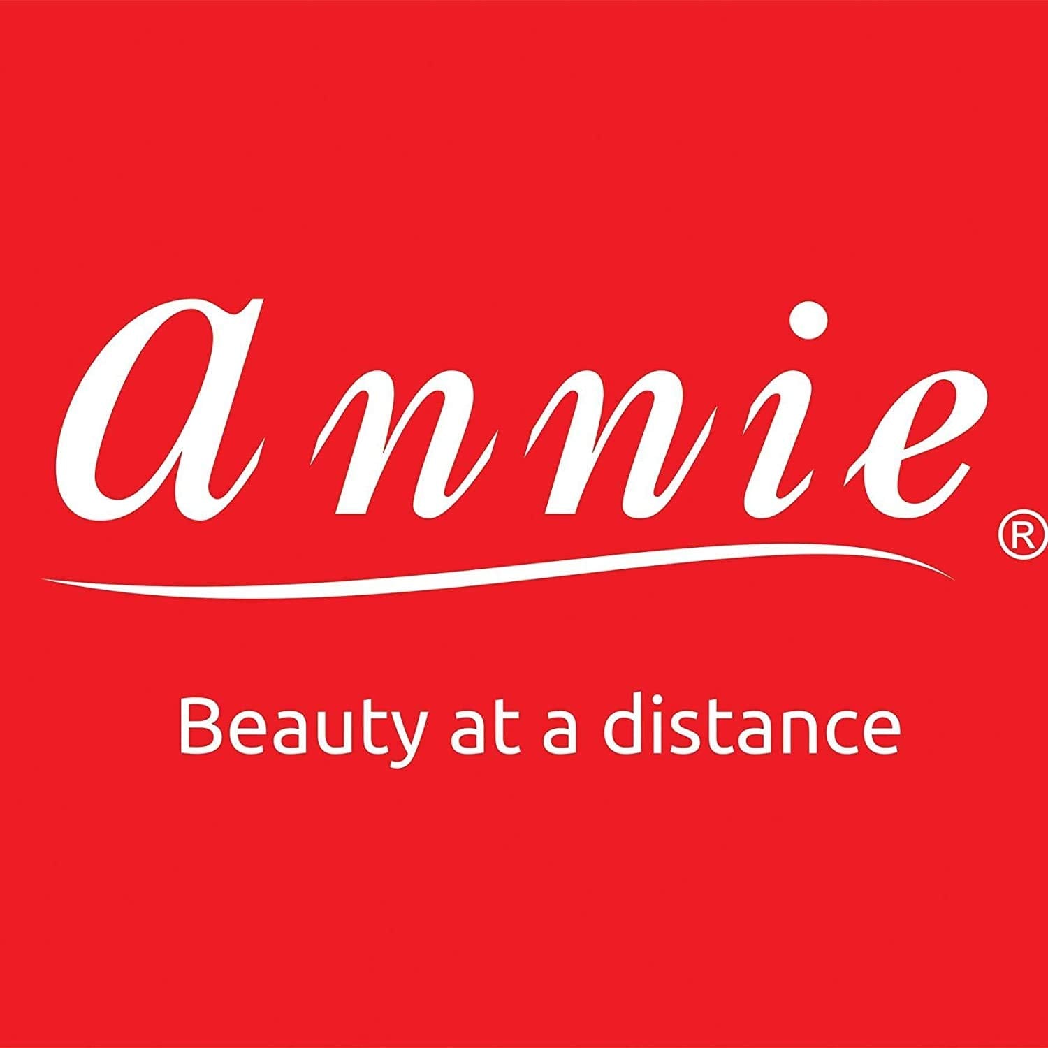 Annie comb in use styling a wig for smooth, frizz-free finish