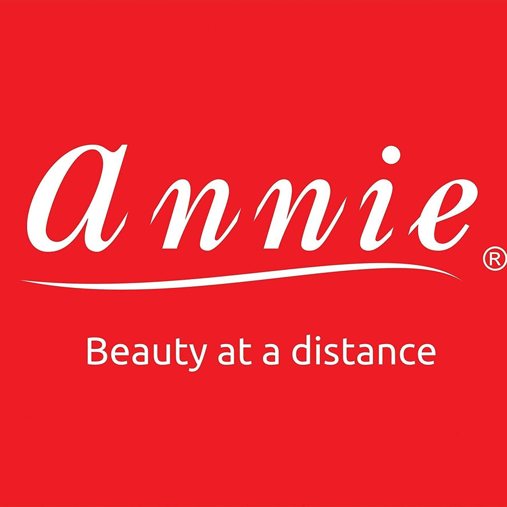 Annie comb in use styling a wig for smooth, frizz-free finish