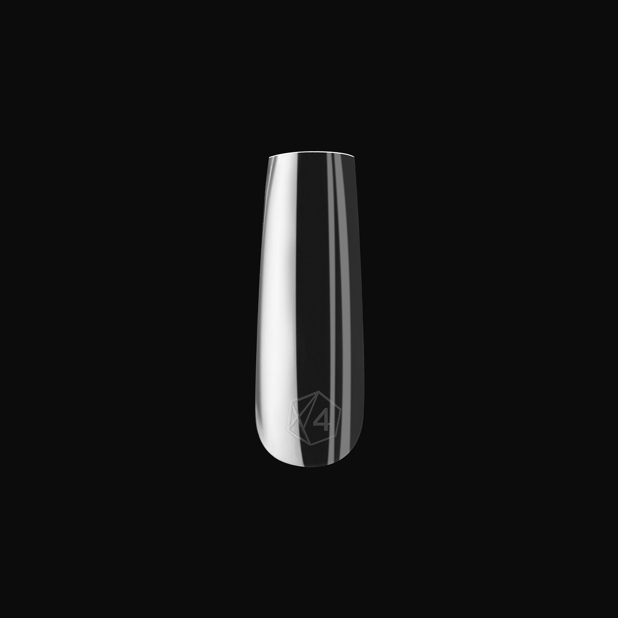 APRÉS Gel-X tip applied on natural nail demonstrating fast application benefit
