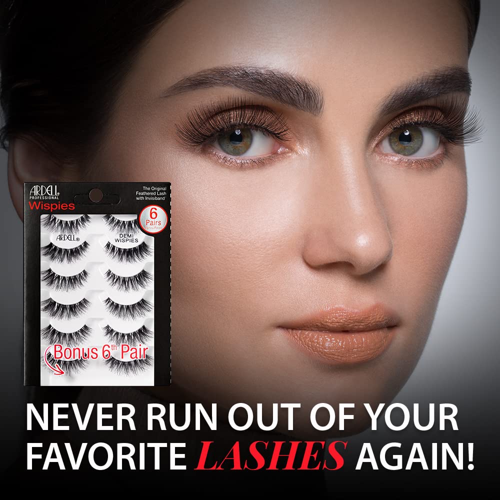 Ardell close-up of lash fibers highlighting natural wispy texture