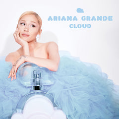 Ariana Grande Cloud bottle beside box for size perspective and elegant gifting benefit