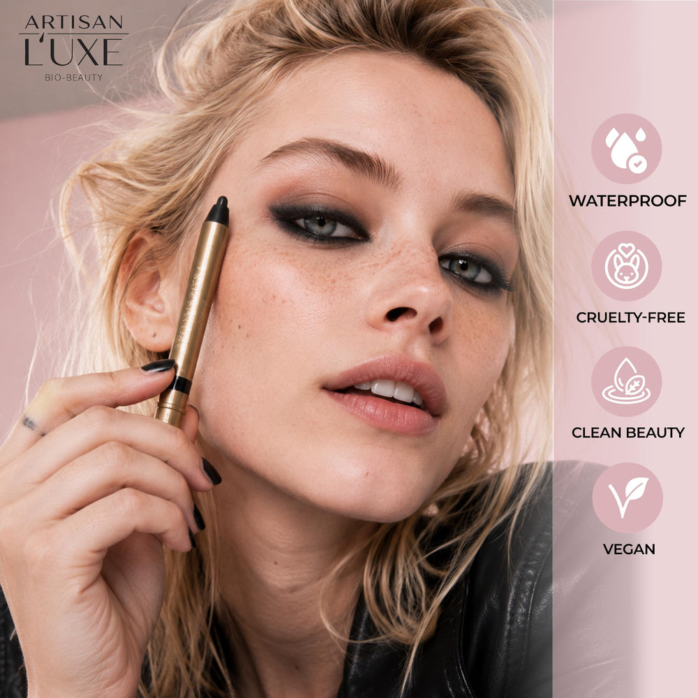 Artisan L'uxe creamy texture close-up showing velvet finish and blendability