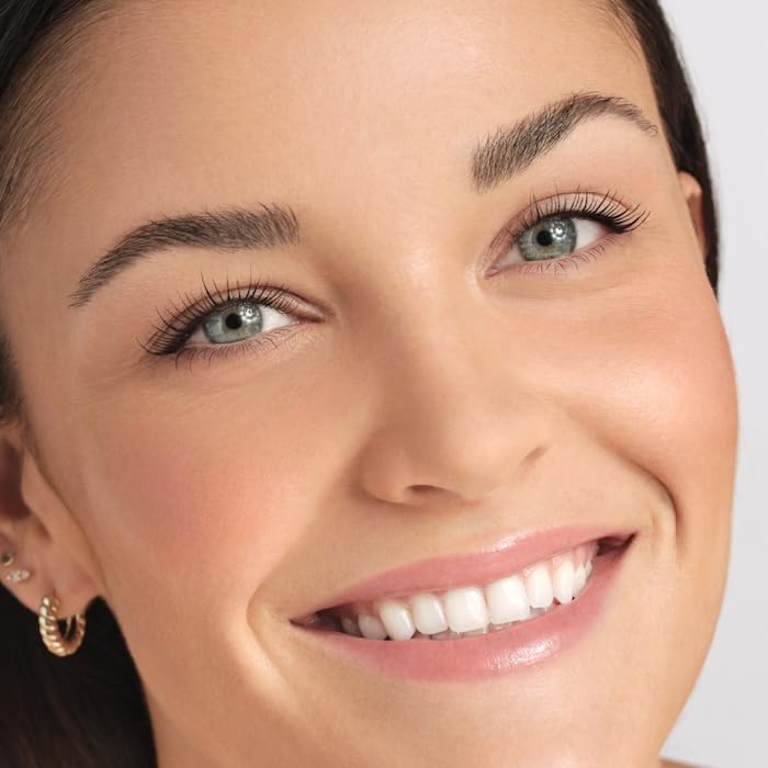 ATHLETIC COSMETIC mascara in use during workout demonstrating sweatproof staying power