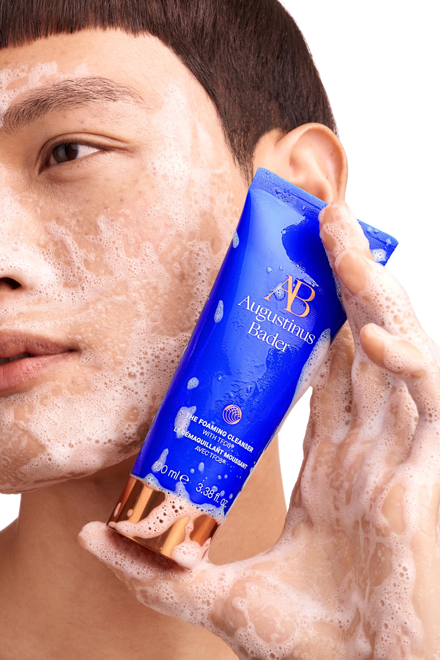 Augustinus Bader foam on hand illustrating effective makeup lift