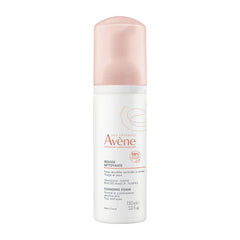 Avène bottle front view showing cleanser packaging and size benefit