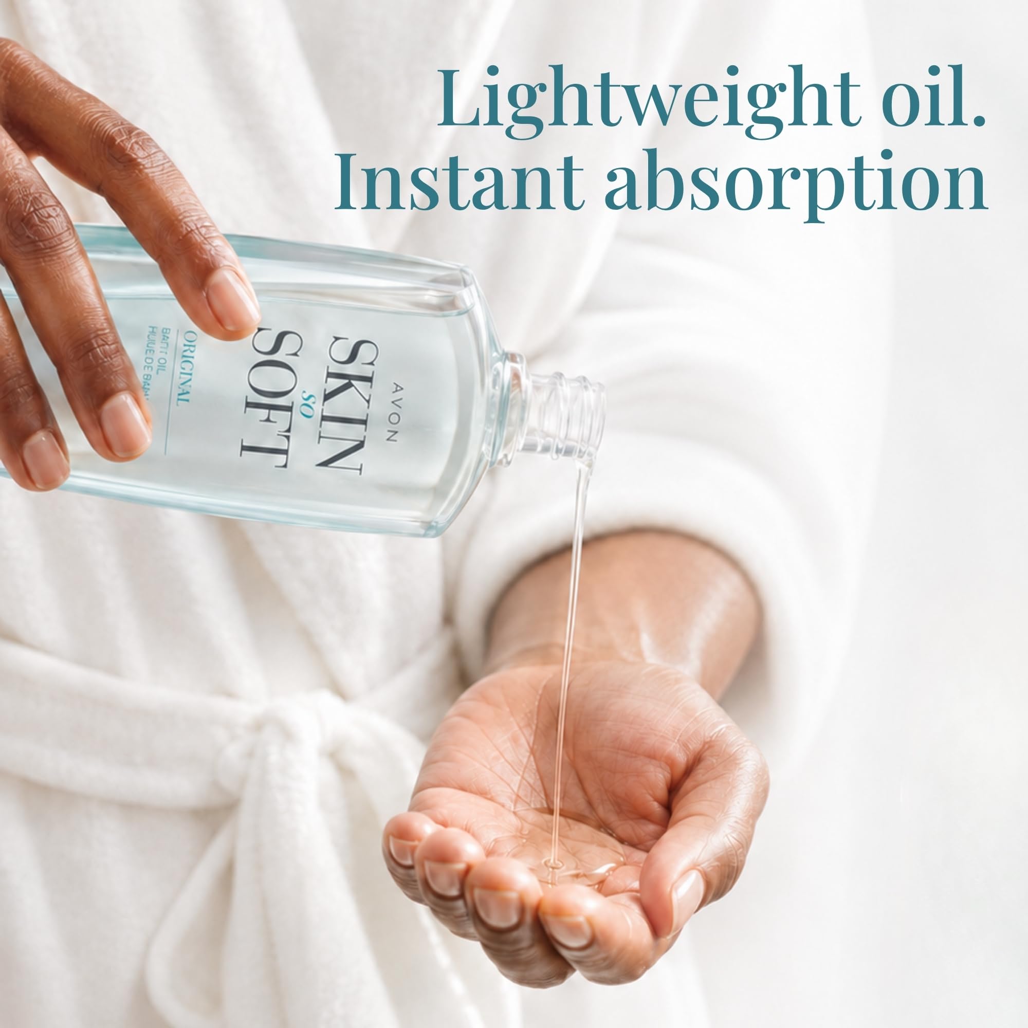 AVON capful pouring into bath water illustrating nourishing soak benefit