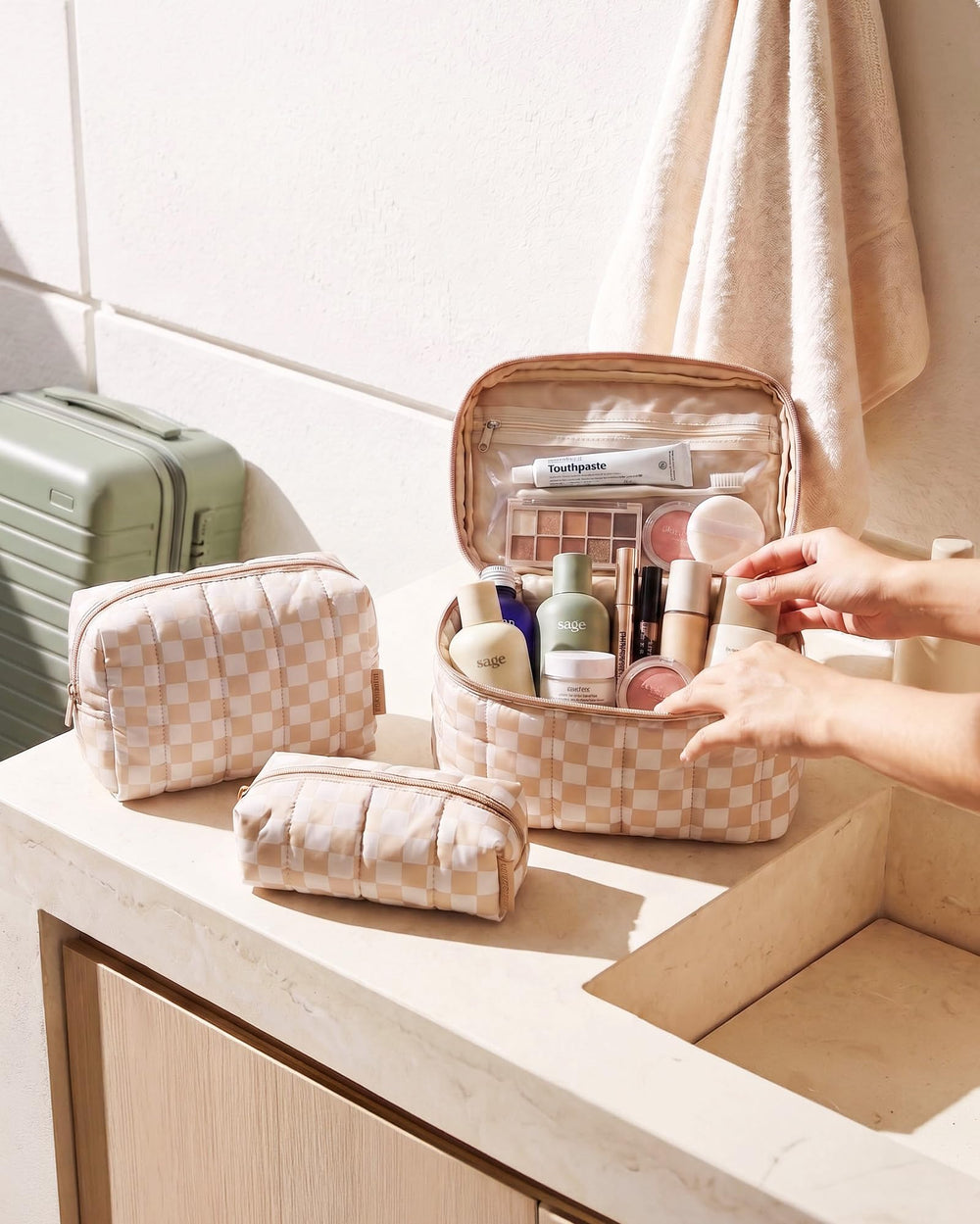 BAGSMART set in suitcase illustrating compact travel packing benefit