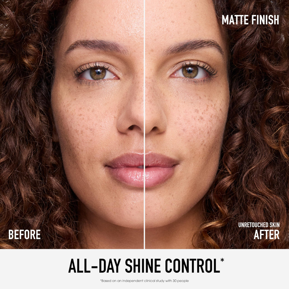 bareMinerals nozzle close-up highlighting even mist delivery benefit
