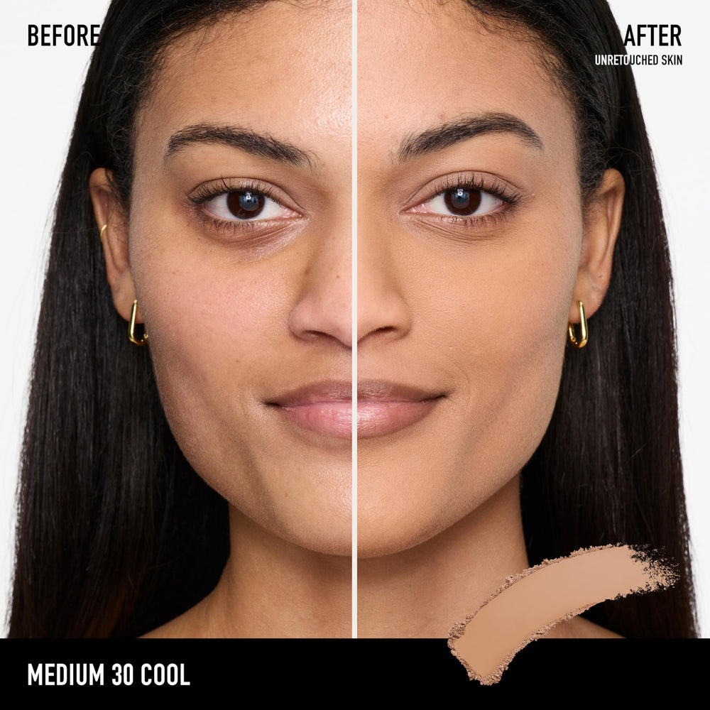 bareMinerals powder texture close-up highlighting fine-milled finish and smooth coverage