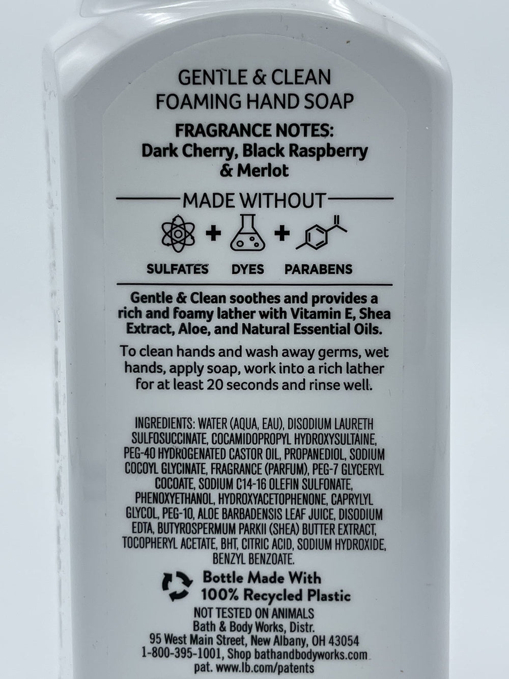 Bath & Body Works foam dispensed into hand demonstrating gentle, quick coverage