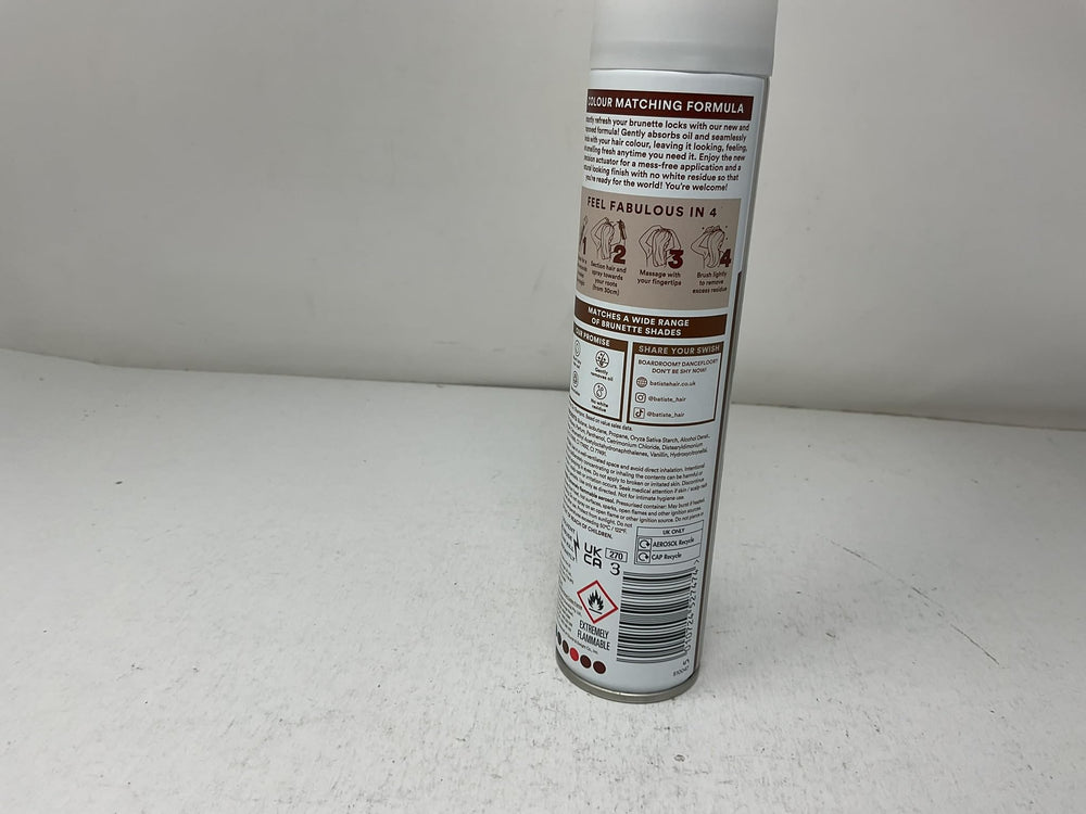 Batiste powder texture detail showing fine absorbent particles