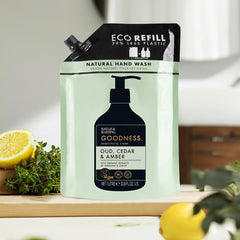Baylis & Harding creamy lather texture demonstrating gentle cleansing
