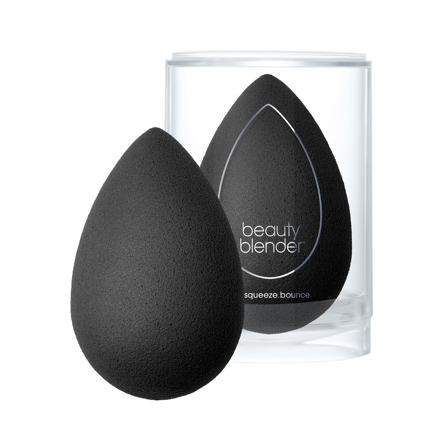 beautyblender close-up of pointed tip for precision concealing and blending