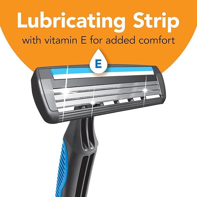 BIC Comfort 3 textured anti-slip handle detail for improved wet grip