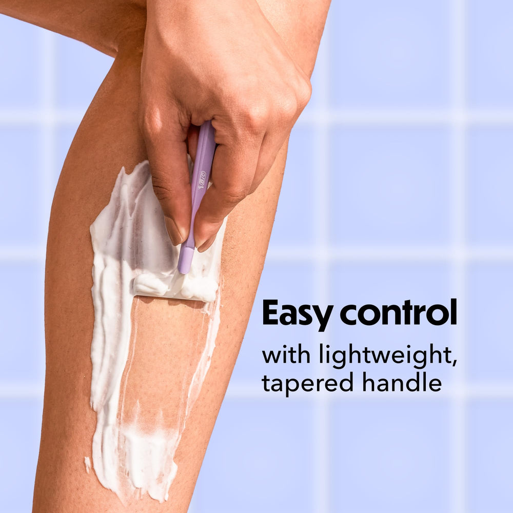 BIC Silky Touch slim head detail showing two blades for smooth, precise shaving