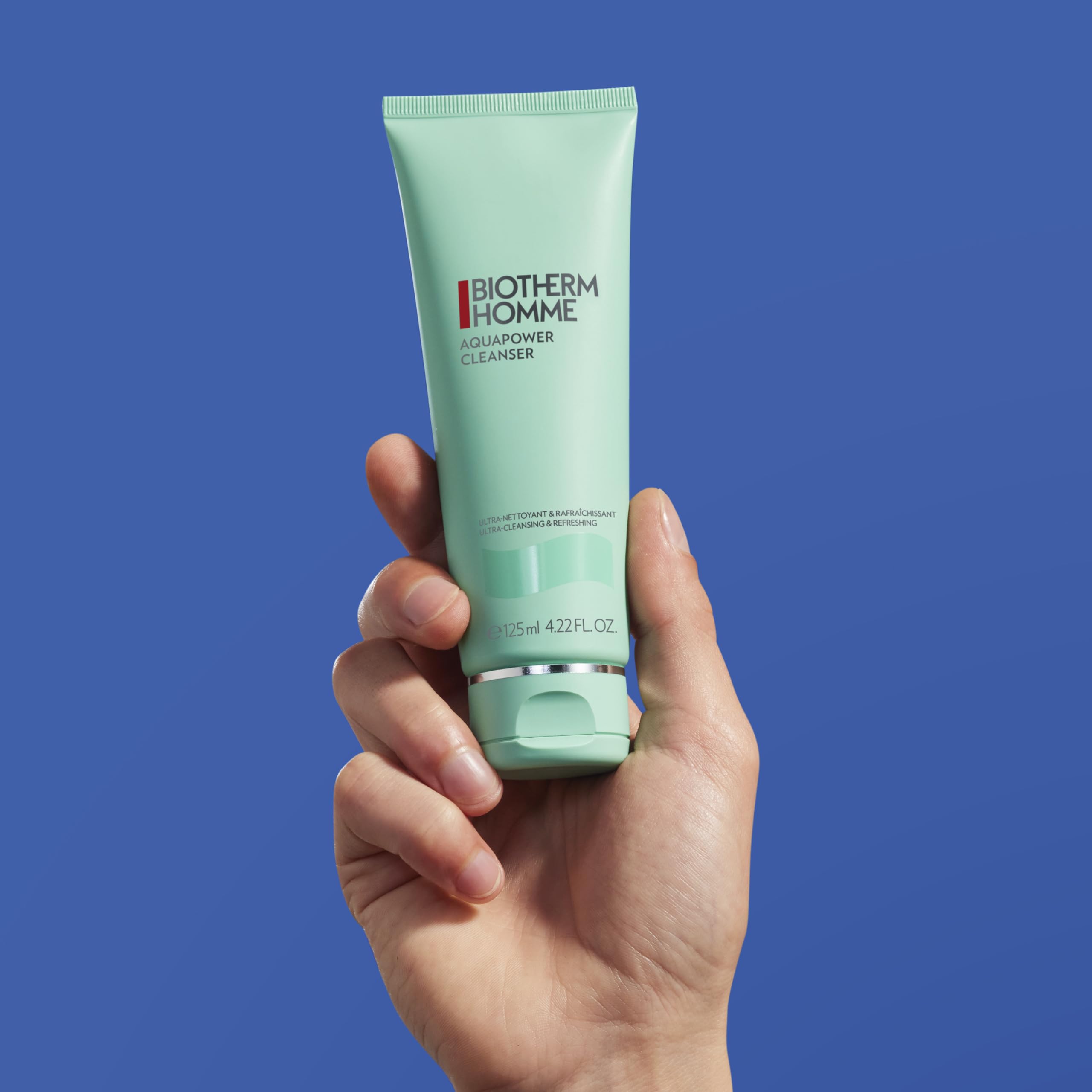 Close-up of Life Plankton ingredient highlighting Biotherm soothing and skin-supporting effect