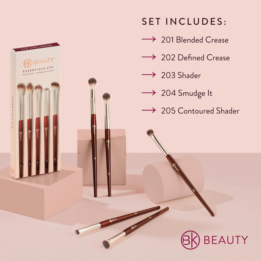 BK BEAUTY 204 Smudge It brush smudging liner along lashline for a softer smoky effect benefit