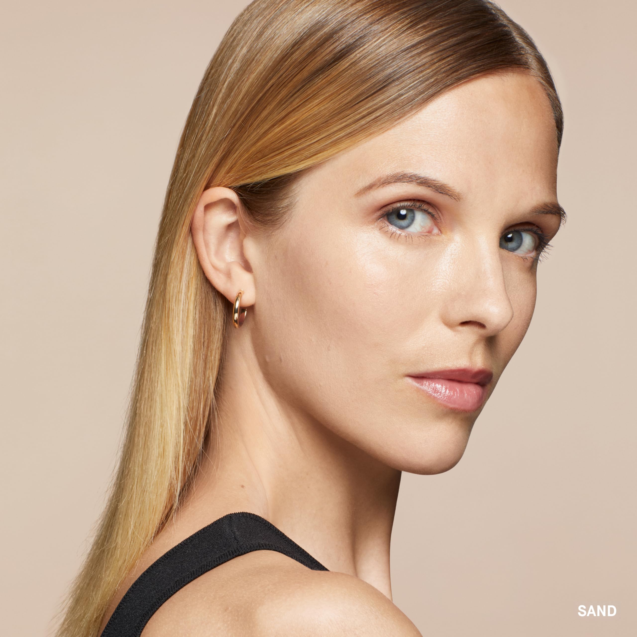 Bobbi Brown concealer paired with foundation showing seamless layering benefit