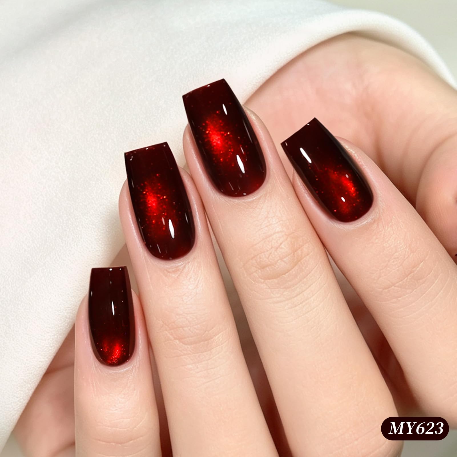 Born Pretty close-up of polish texture highlighting fine magnetic shimmer for reflective cat-eye lines