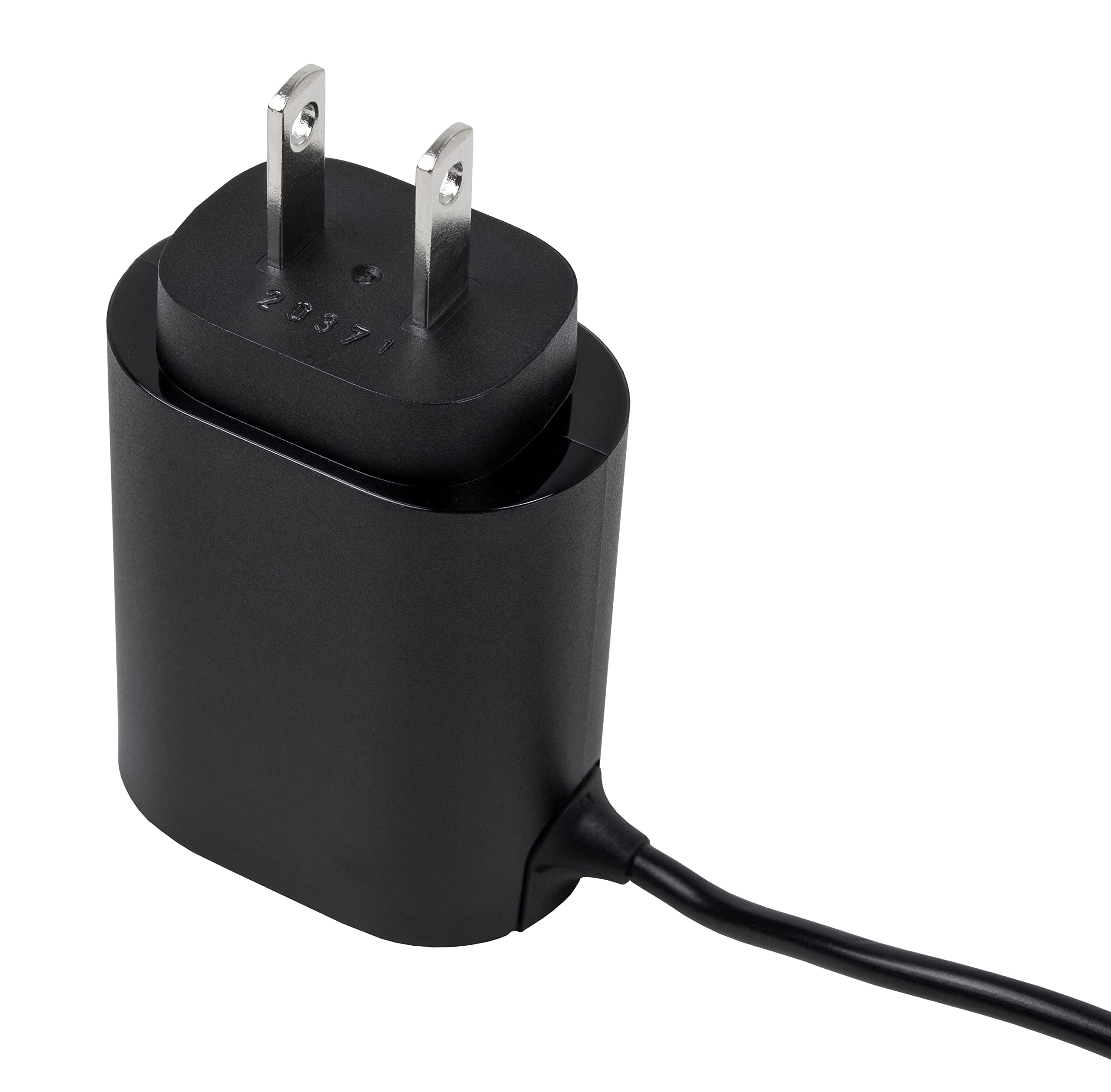 Braun charger plug and cable detail showing connector fit and durable cable benefit