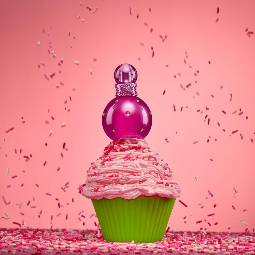 Britney Spears cap and nozzle detail showing durable pump and easy use