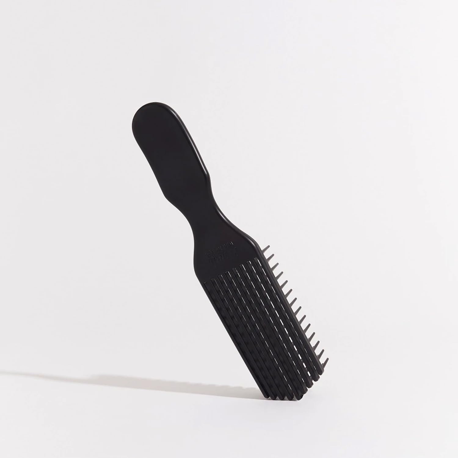Brush With The Best close-up of flexi-bristles showing gentle glide benefit