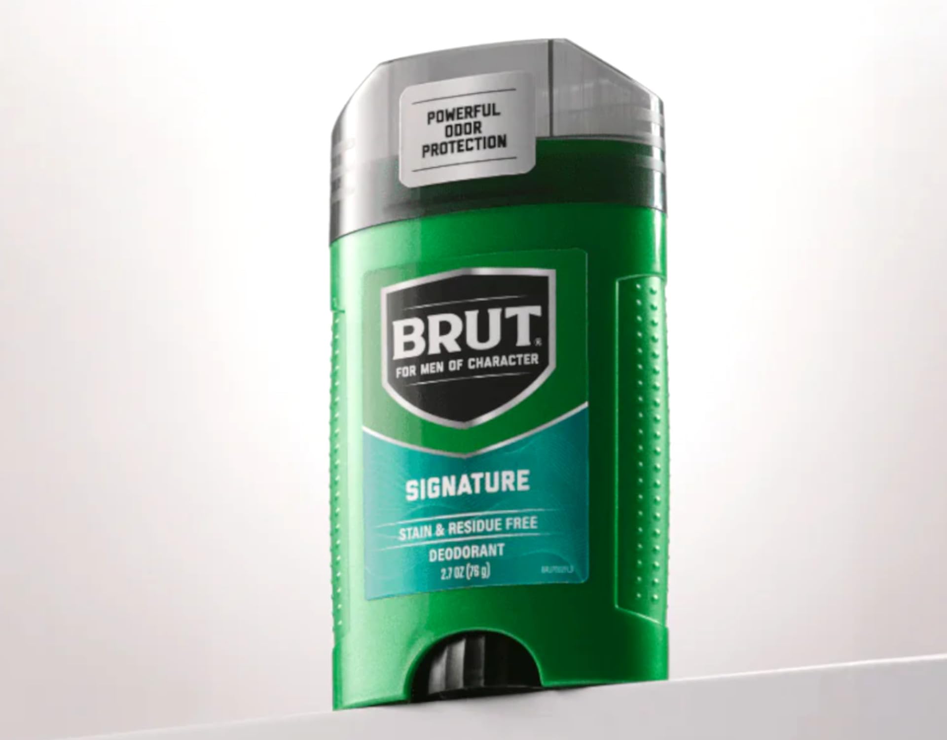 Brut mist on skin demonstrating lightweight coverage and fast-drying comfort