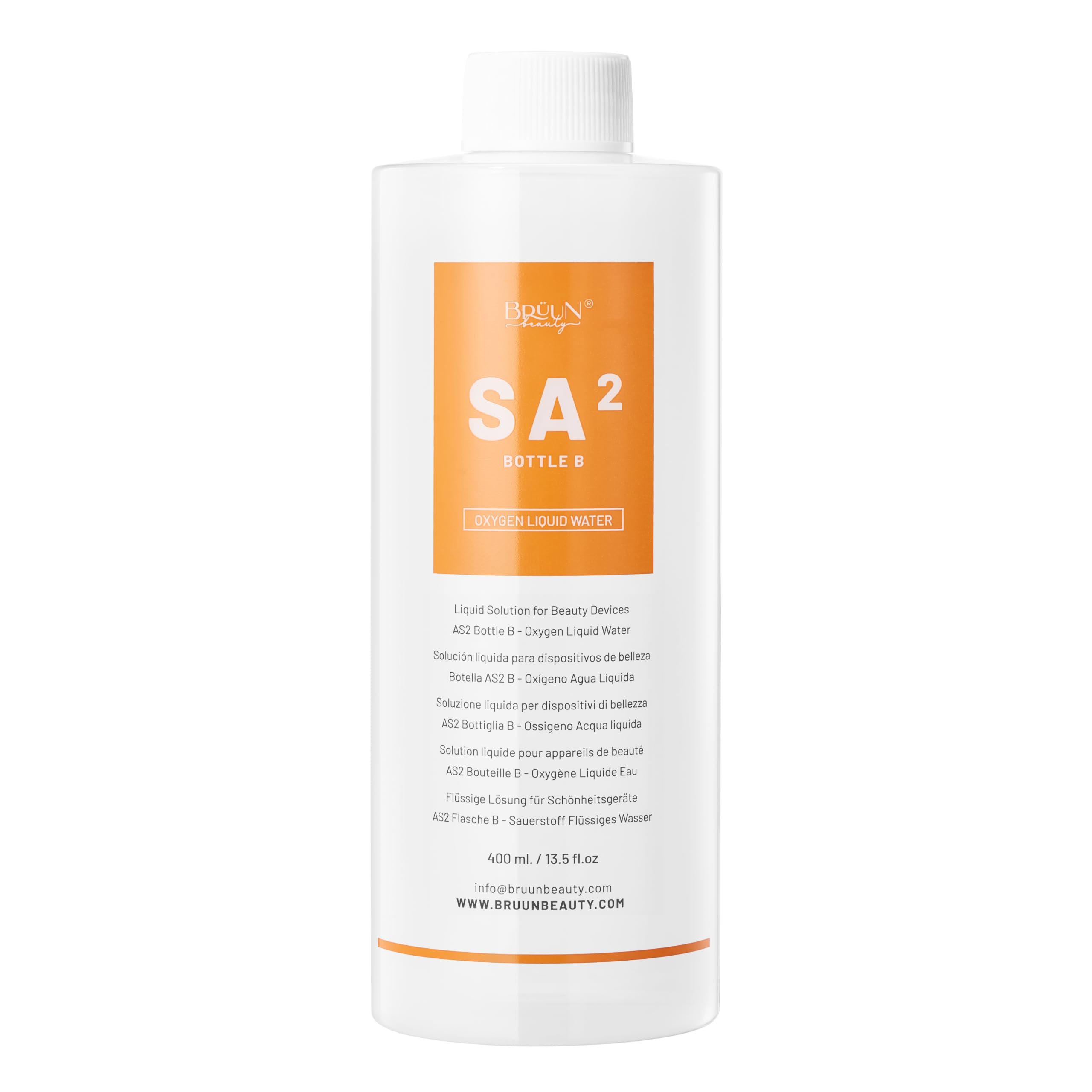 BRÜUN SA2 soothing solution being poured to demonstrate calming action during treatment