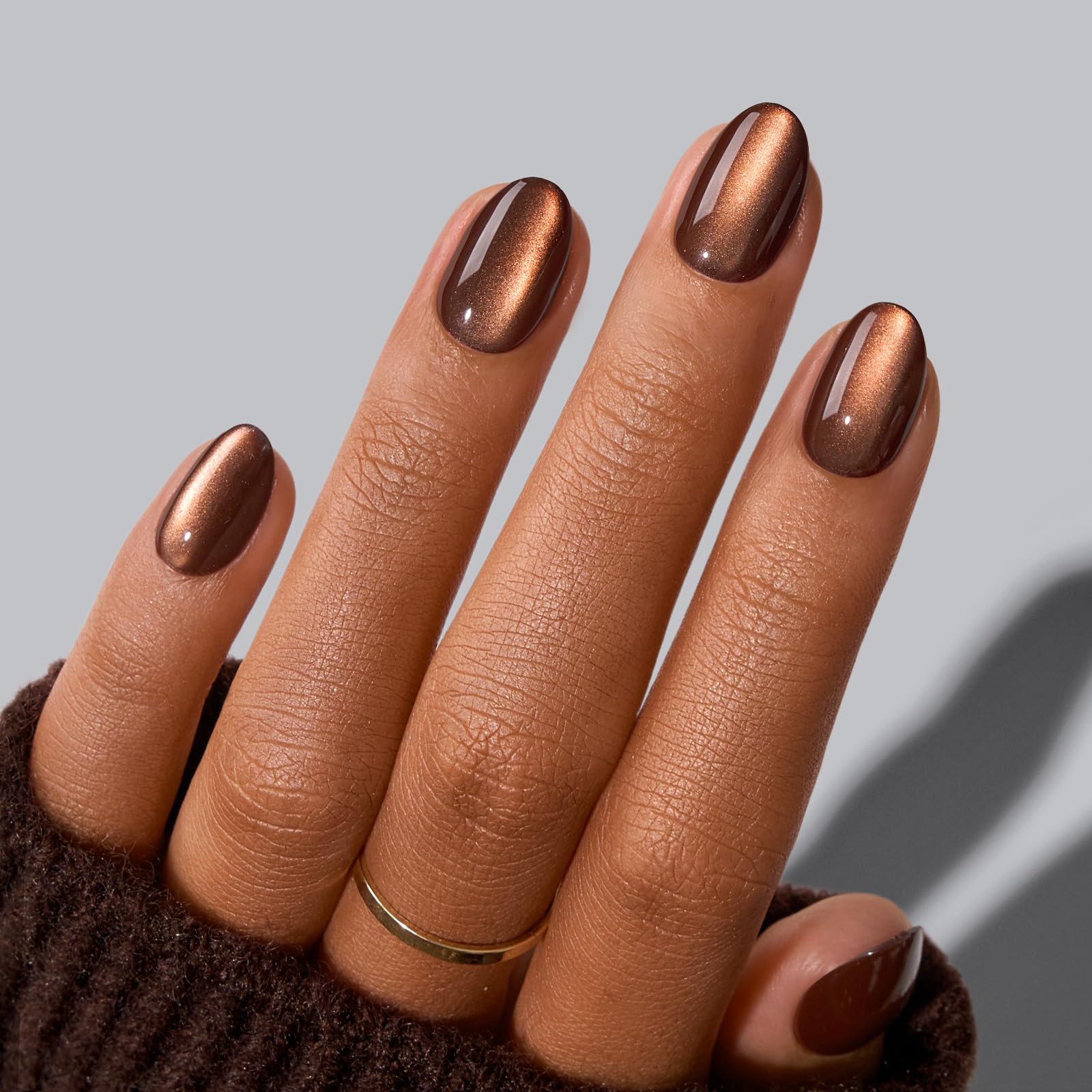 BTArtbox front packaging of extra-short oval brown nails showing complete kit benefits