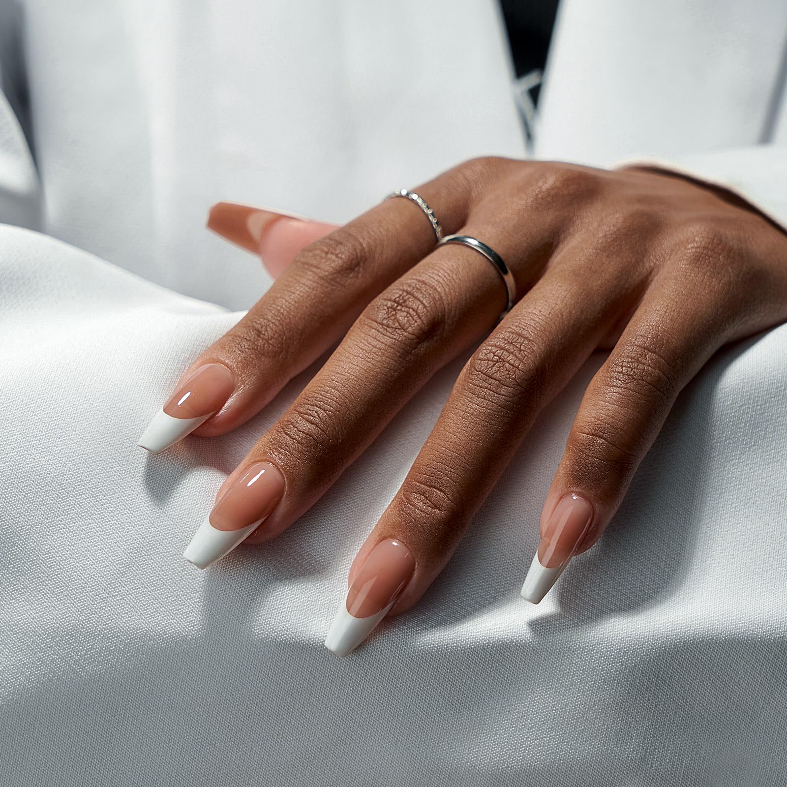 BTArtboxnails close-up of gel texture highlighting strength and smooth shine