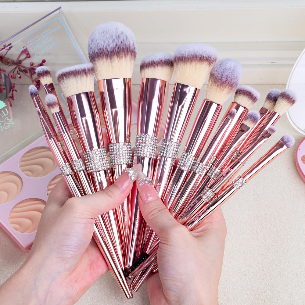 Bueart Design brush applying foundation on skin showing even coverage and blending benefit