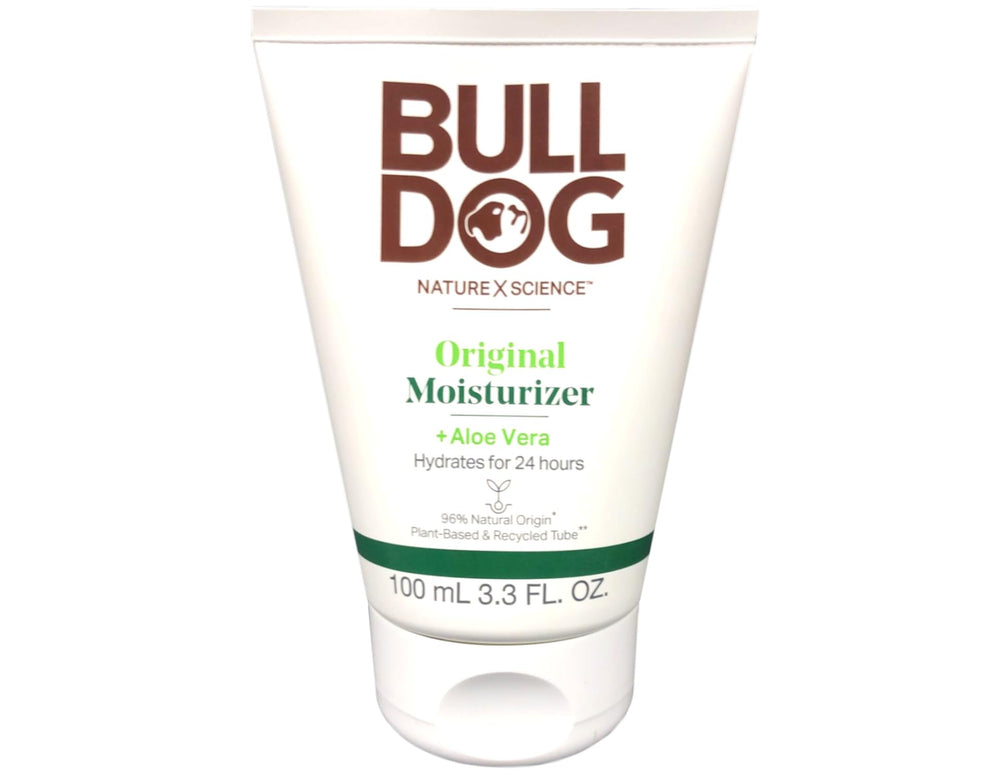 Bulldog Skincare for Men moisturizer texture close-up highlighting lightweight, non-greasy finish