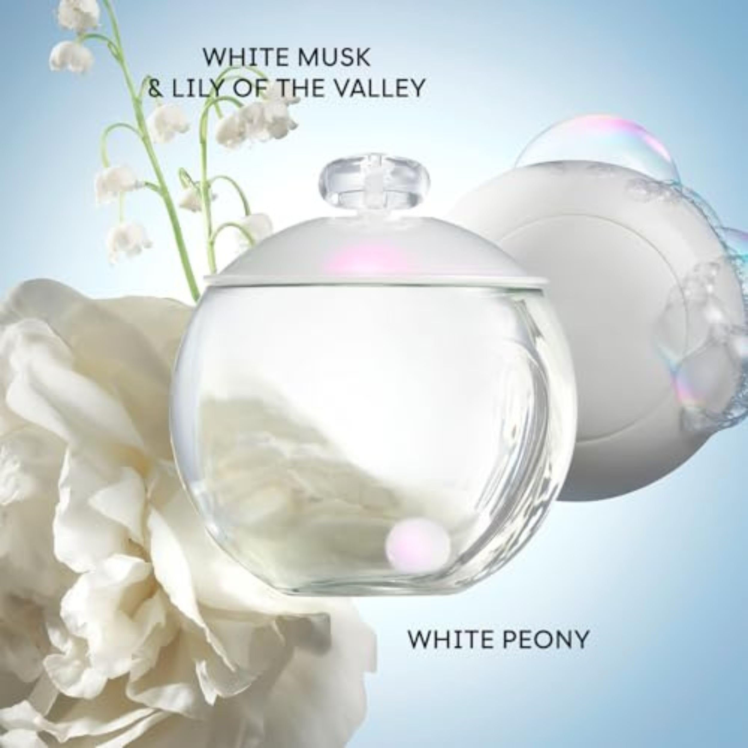 Cacharel Noa close-up of pearlescent bottle texture highlighting luminous design