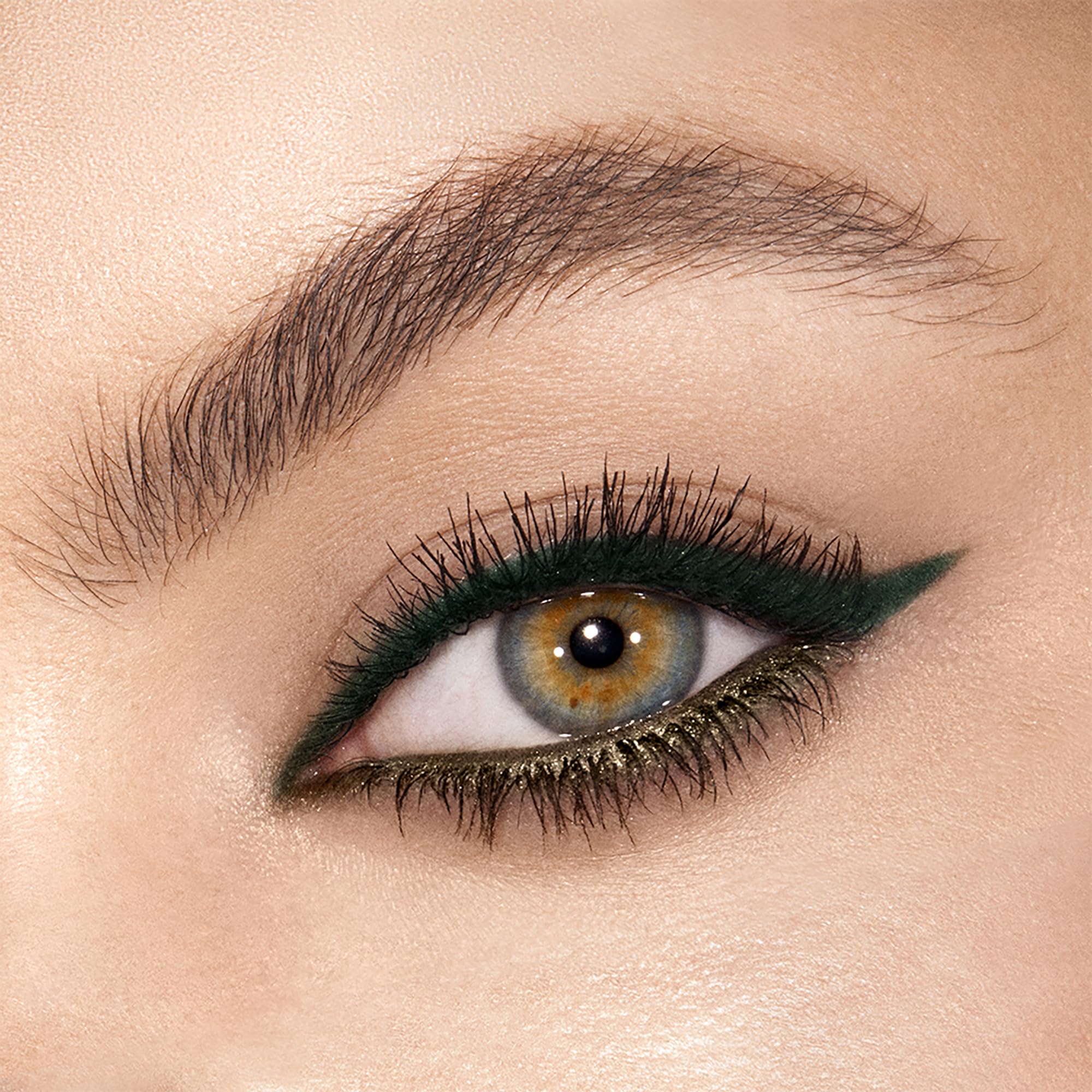 Charlotte Tilbury macro of matte tip demonstrating smooth pigment for precise definition