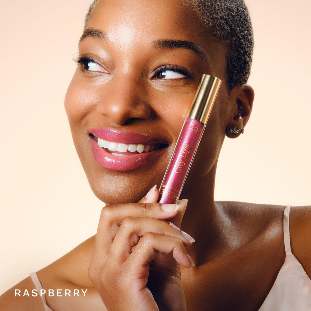 City Beauty City Lips applicator close-up, precise application benefit