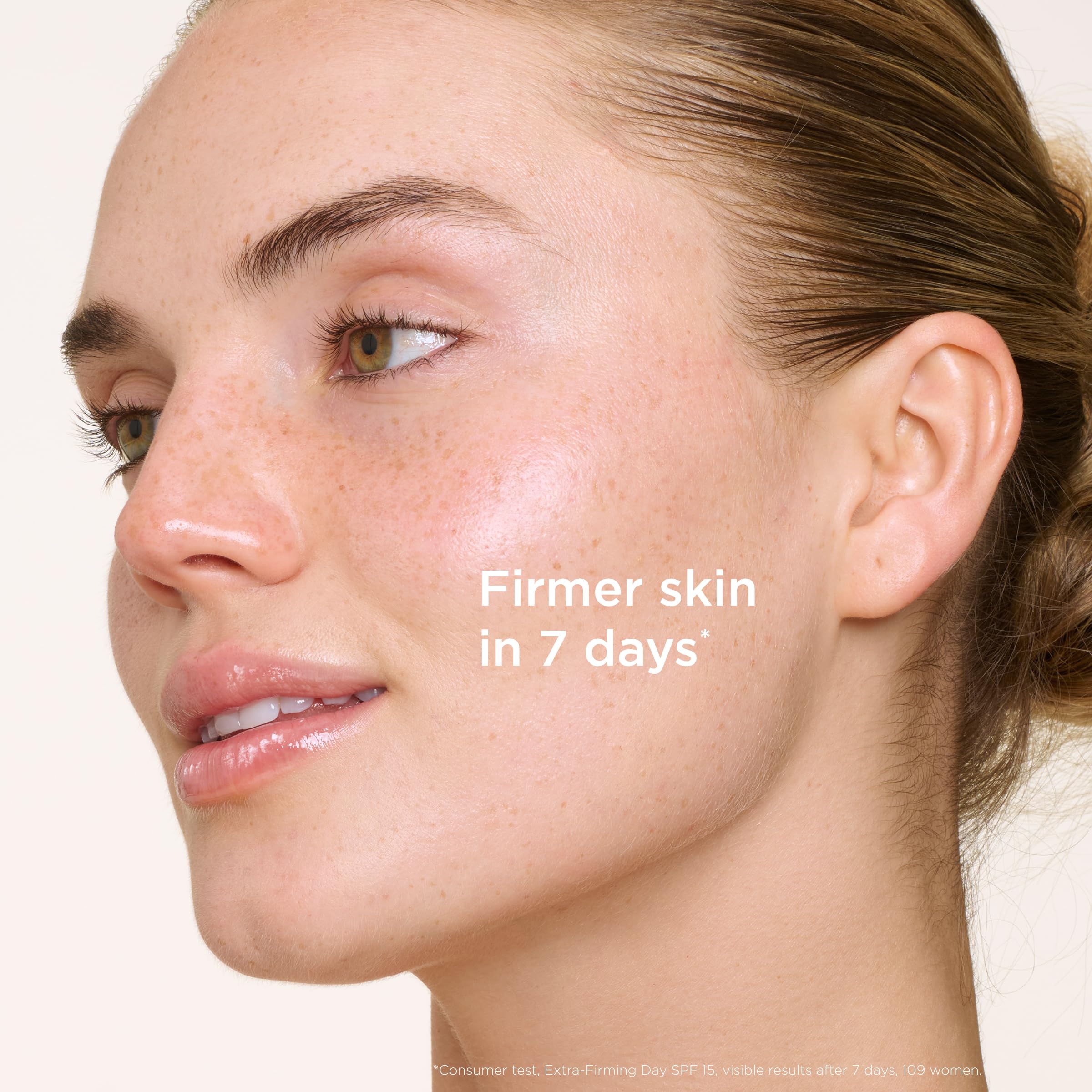 CLARINS moisturizer in hand demonstrating easy morning application