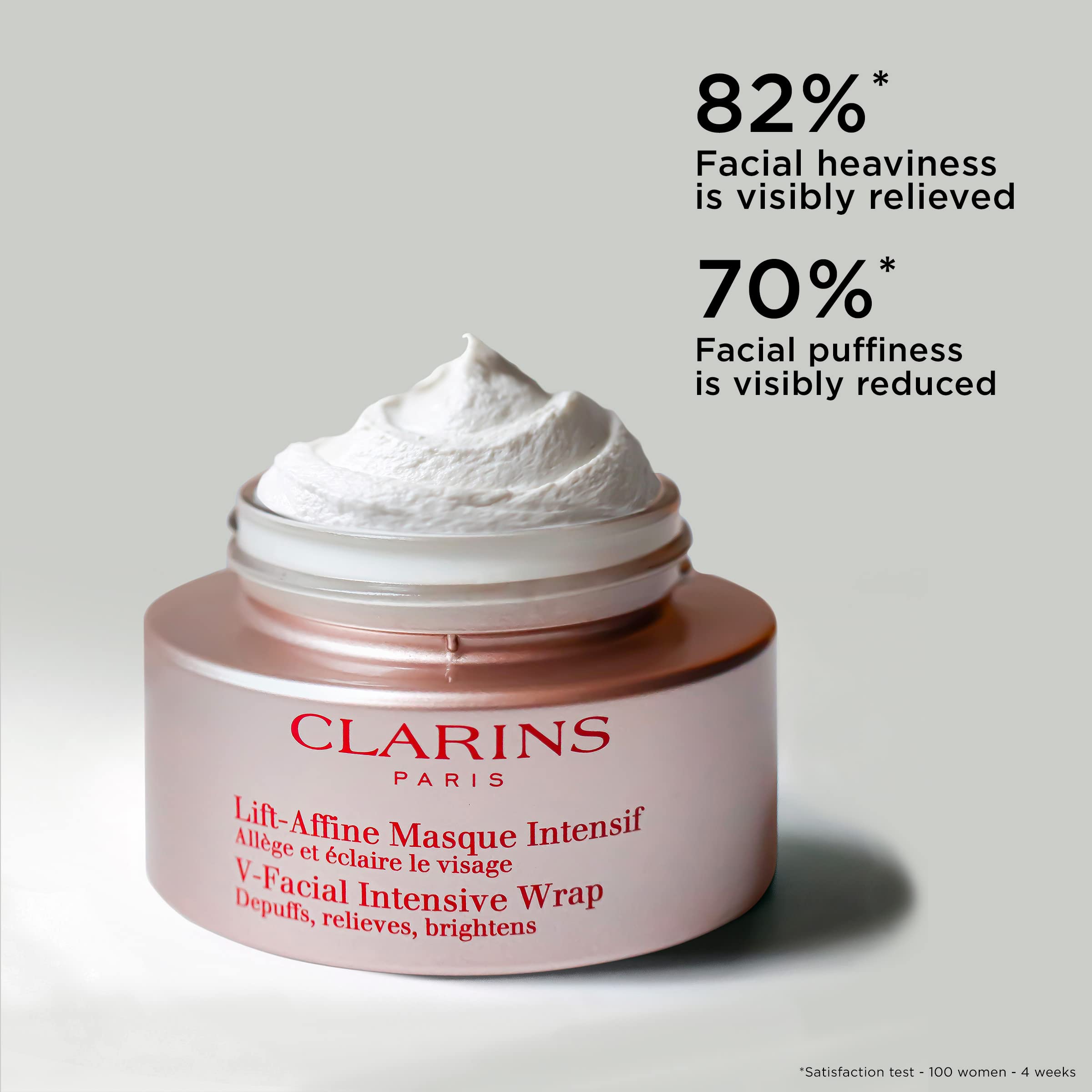 CLARINS cream-mousse texture close-up highlighting smooth spreadability and quick action