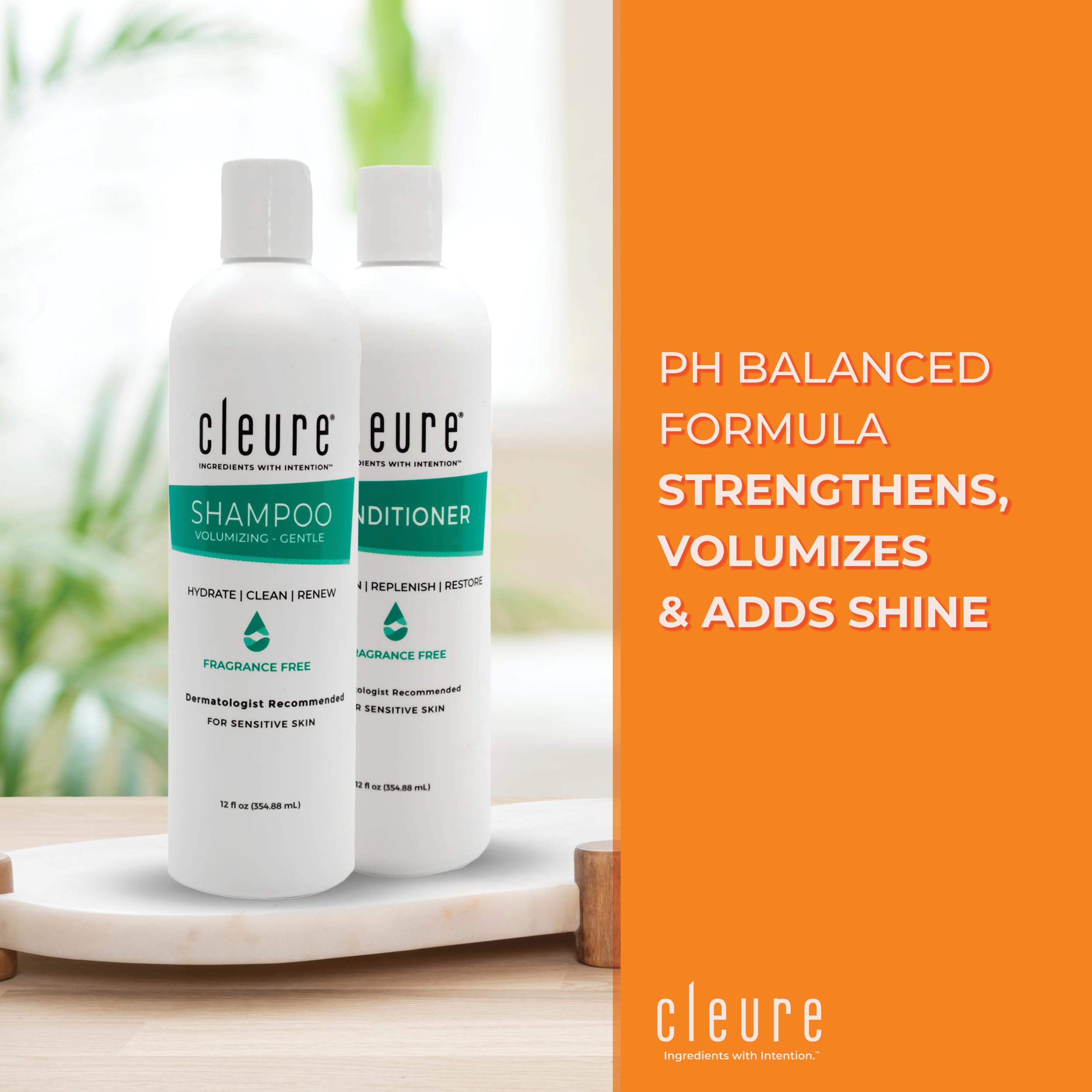 Cleure close-up of shampoo foam demonstrating gentle lather and moisturizing feel