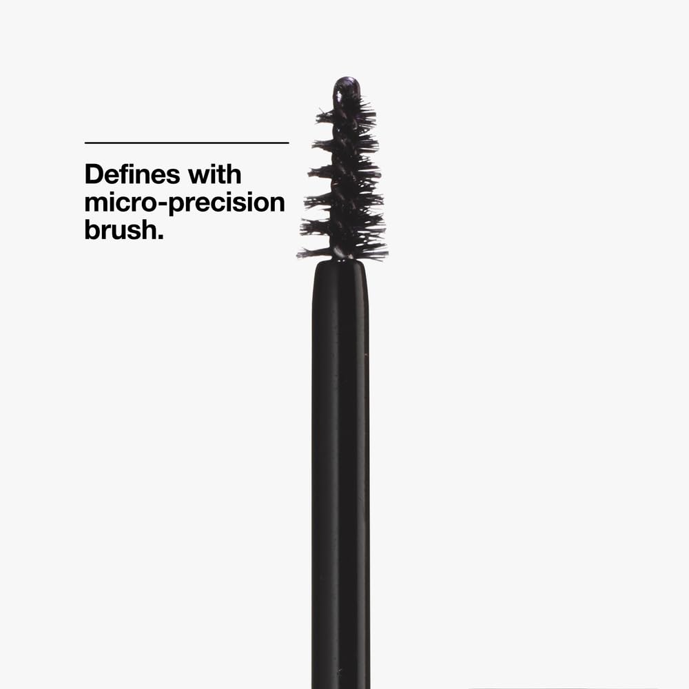 Clinique application on model emphasizing clean lower lash definition