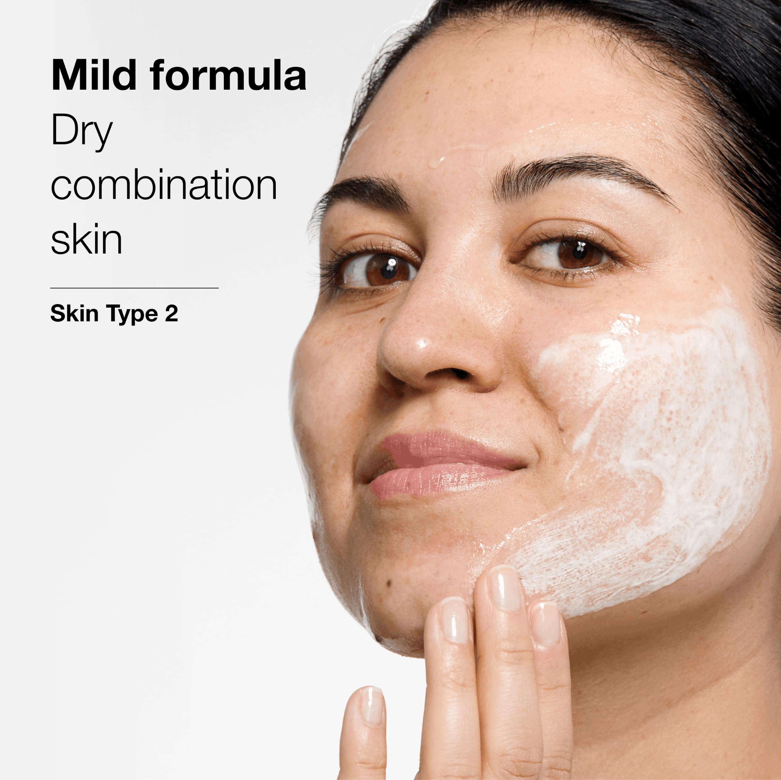 Clinique face rinsing scene showing no tightness after use and refreshed skin