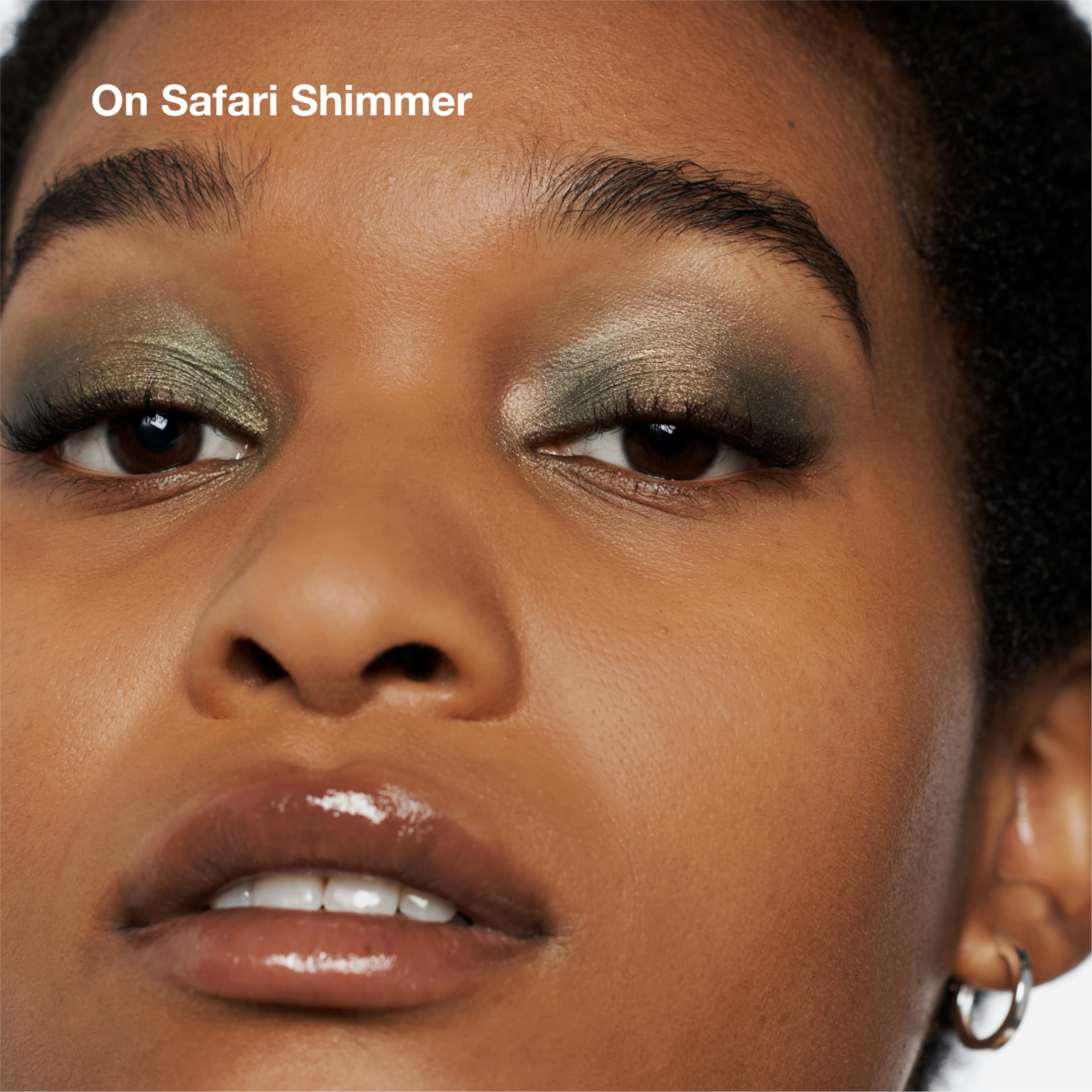 Clinique eye look in use demonstrating wearable color and crease-resistant benefit